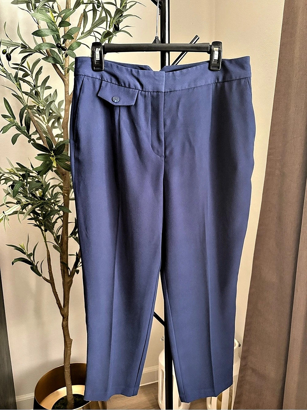 Worthington Ankle Pants in Blue Size Medium Like New